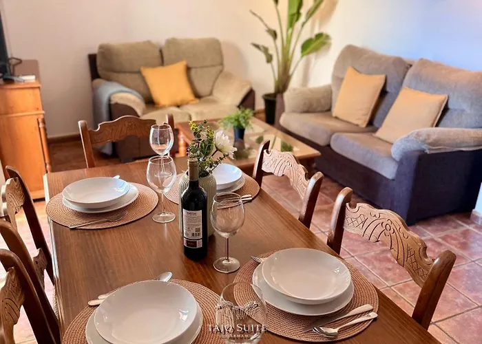 Terraza Panoramica 180º, Tajo Garmam Апартаменты *